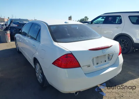 2006 Honda Accord Sdn Ex-L V6 из США, поврежденный, VIN 1HGCM66536A027799
